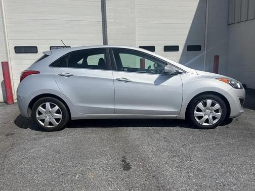 2016 Hyundai Elantra GT Base