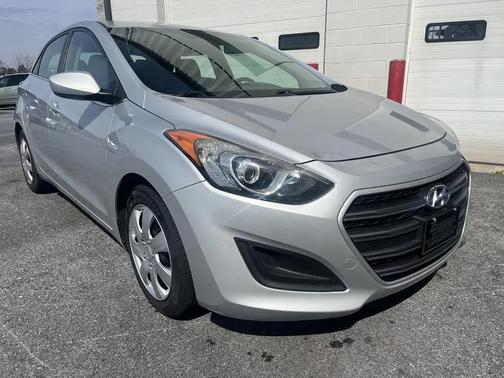 2016 Hyundai Elantra GT Base