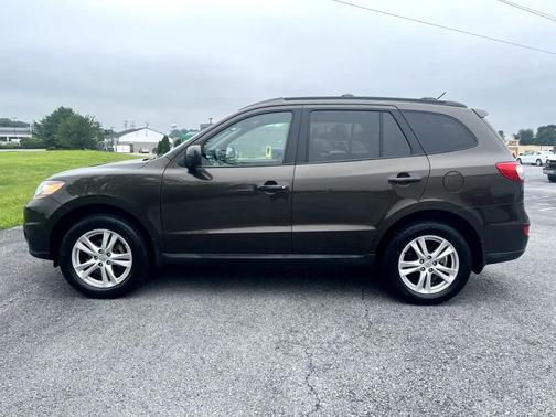2011 Hyundai SANTA FE SE
