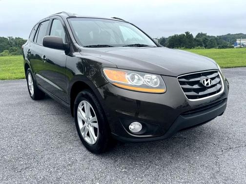 2011 Hyundai SANTA FE SE