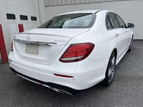 2018 Mercedes-Benz E-Class 4MATIC