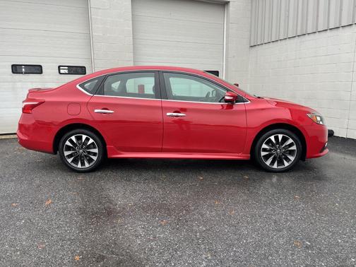 2019 Nissan Sentra SR