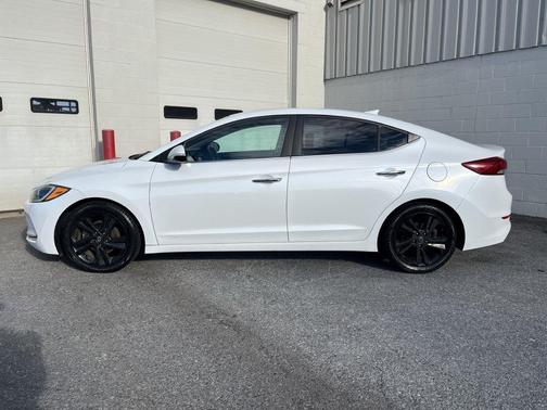2017 Hyundai ELANTRA Limited