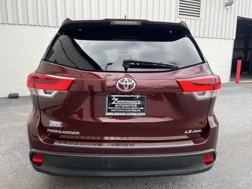Ooh La La Rouge Mica 2019 Toyota Highlander LE Plus