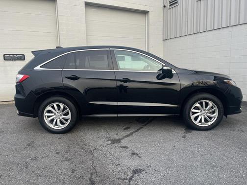 2017 Acura MDX 3.5L w/Technology Package