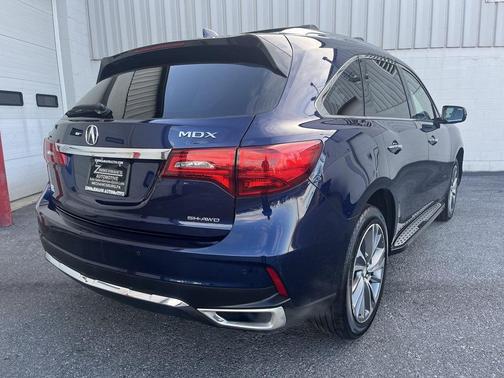 2017 Acura MDX 3.5L w/Technology Package