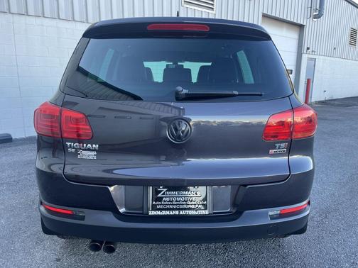 2016 Volkswagen Tiguan SE