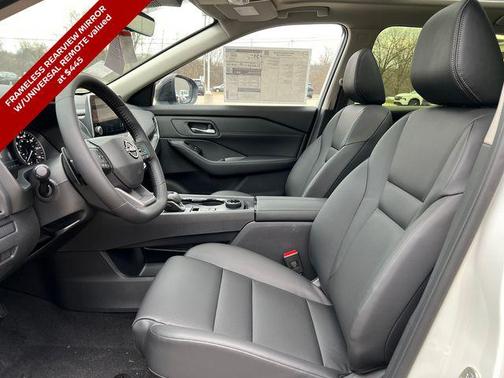 Everest White Pearl Tricoat 2026 Nissan Rogue Dark Armor