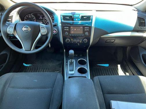 Cayenne Red Metallic 2014 Nissan Altima 2.5 S