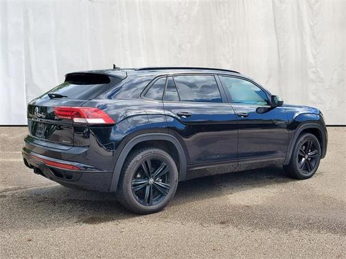 2023 Volkswagen Atlas Cross Sport 3.6L V6 SEL R-Line