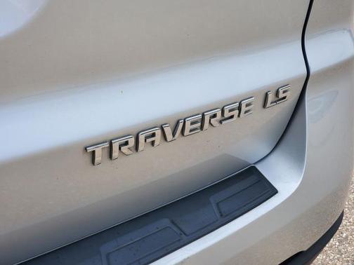 2016 Chevrolet Traverse LS