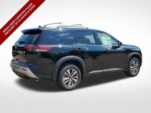 2025 Nissan Pathfinder SL 4WD