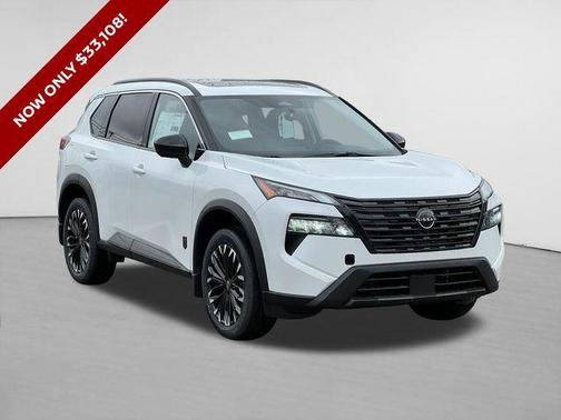 Everest White Pearl Tricoat 2026 Nissan Rogue Dark Armor
