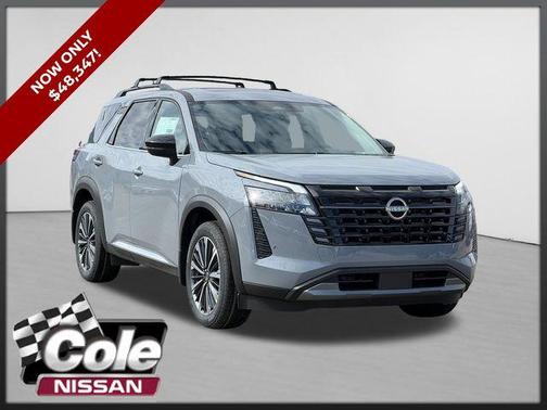 Boulder Gray Pearl 2026 Nissan Pathfinder Platinum