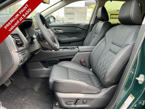Obsidian Green 2026 Nissan Rogue Platinum