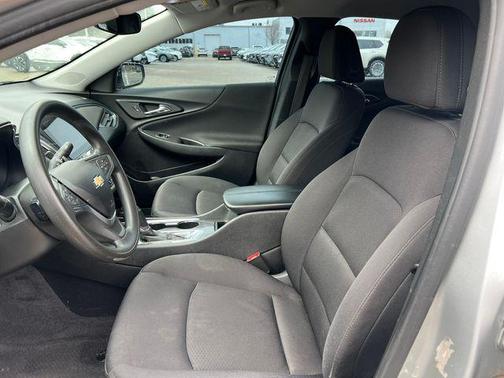 2020 Chevrolet Malibu FWD LT