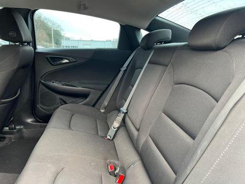 2020 Chevrolet Malibu FWD LT