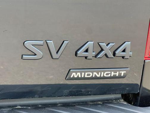 Magnetic Black Pearl 2020 Nissan Frontier SV