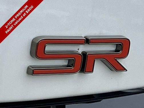 Aspen White Tricoat/Super Black 2025 Nissan Sentra SR