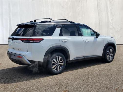 2025 Nissan Pathfinder SL 4WD