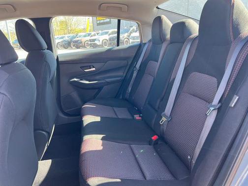 Atlantic Gray/Super Black 2026 Nissan Sentra SR