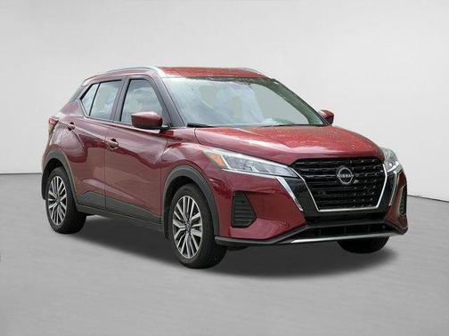 Scarlet Ember Tintcoat 2024 Nissan Kicks SV