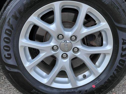 True Blue Pearlcoat 2014 Jeep Cherokee Latitude