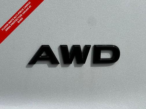 Everest White Pearl Tricoat 2026 Nissan Rogue Dark Armor