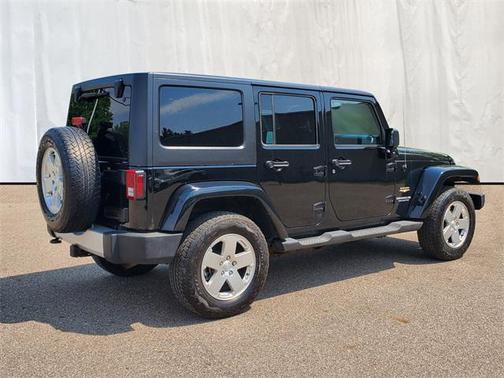 2011 Jeep Wrangler Unlimited Sahara