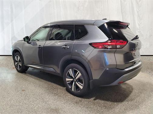 Gun Metallic 2021 Nissan Rogue SL