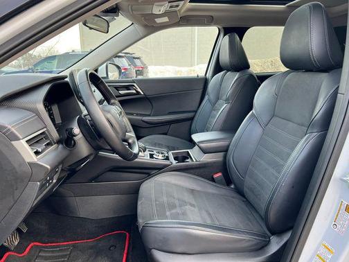 2024 Mitsubishi Outlander PHEV SE Ralliart