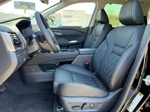 Super Black 2026 Nissan Rogue Platinum