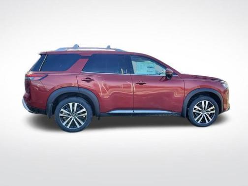 2025 Nissan Pathfinder Platinum 4WD