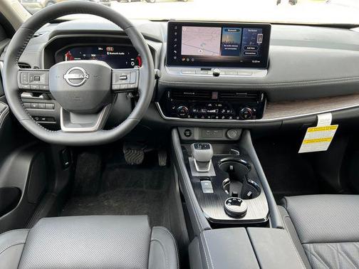 Super Black 2026 Nissan Rogue Platinum