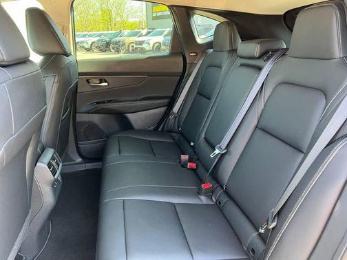Super Black 2026 Nissan Murano SV