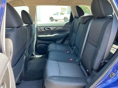 Caspian Blue Metallic 2019 Nissan Rogue S