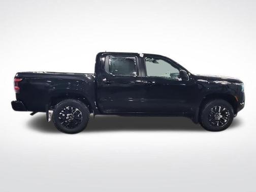 Super Black 2026 Nissan Frontier SV