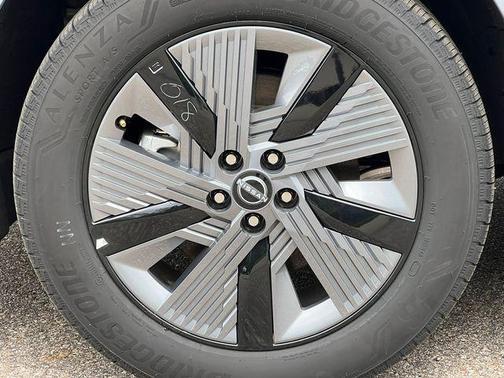 Boulder Gray Pearl/Super Black 2025 Nissan Murano SL