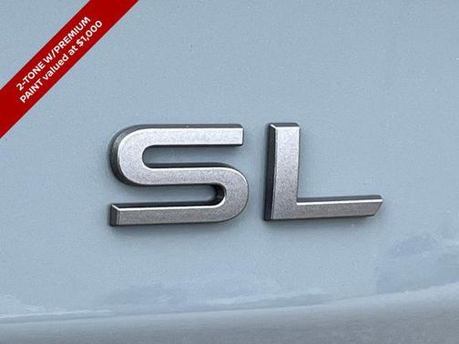 Boulder Gray Pearl/Super Black 2025 Nissan Murano SL
