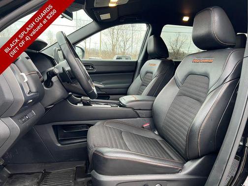 2024 Nissan Pathfinder Rock Creek 4WD