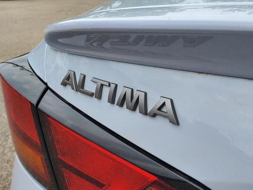 2023 Nissan Altima SR Intelligent AWD