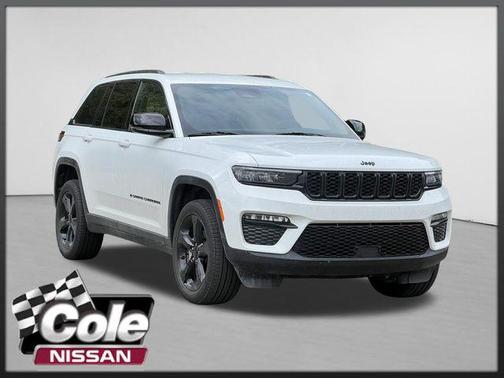 Bright White Clearcoat 2024 Jeep Grand Cherokee Limited