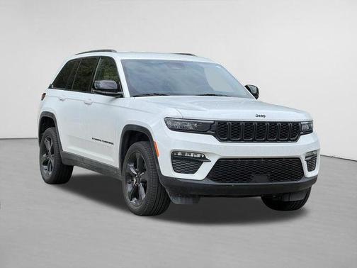 Bright White Clearcoat 2024 Jeep Grand Cherokee Limited