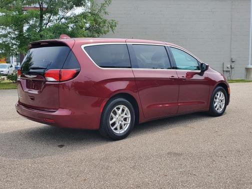2017 Chrysler Pacifica Touring