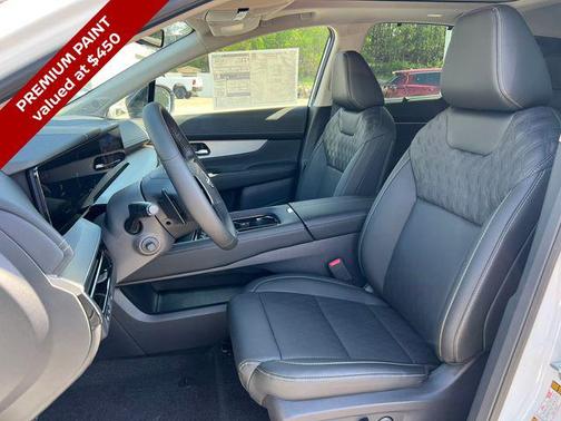 Everest White Pearl Tricoat 2026 Nissan Murano Platinum