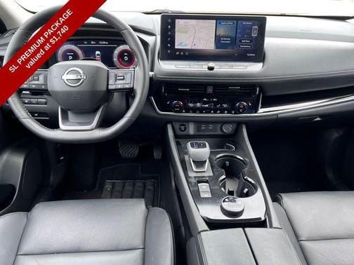 Everest White Pearl 2025 Nissan Rogue SL