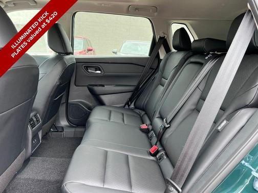 Obsidian Green 2026 Nissan Rogue Dark Armor