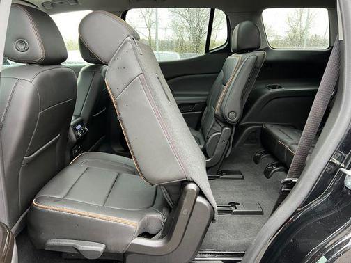 Ebony Twilight Metallic 2023 GMC Acadia AWD AT4