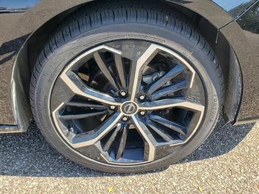 2023 Nissan Altima SR FWD