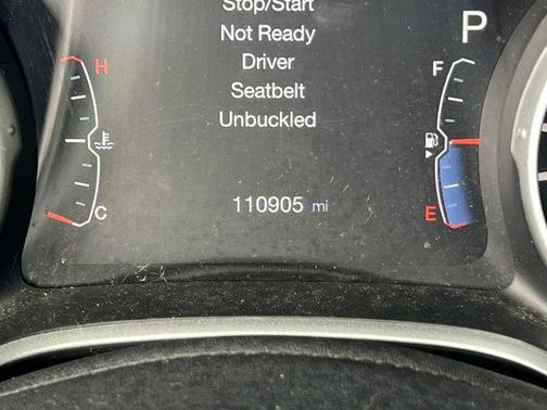White Clearcoat 2018 Jeep Compass Latitude